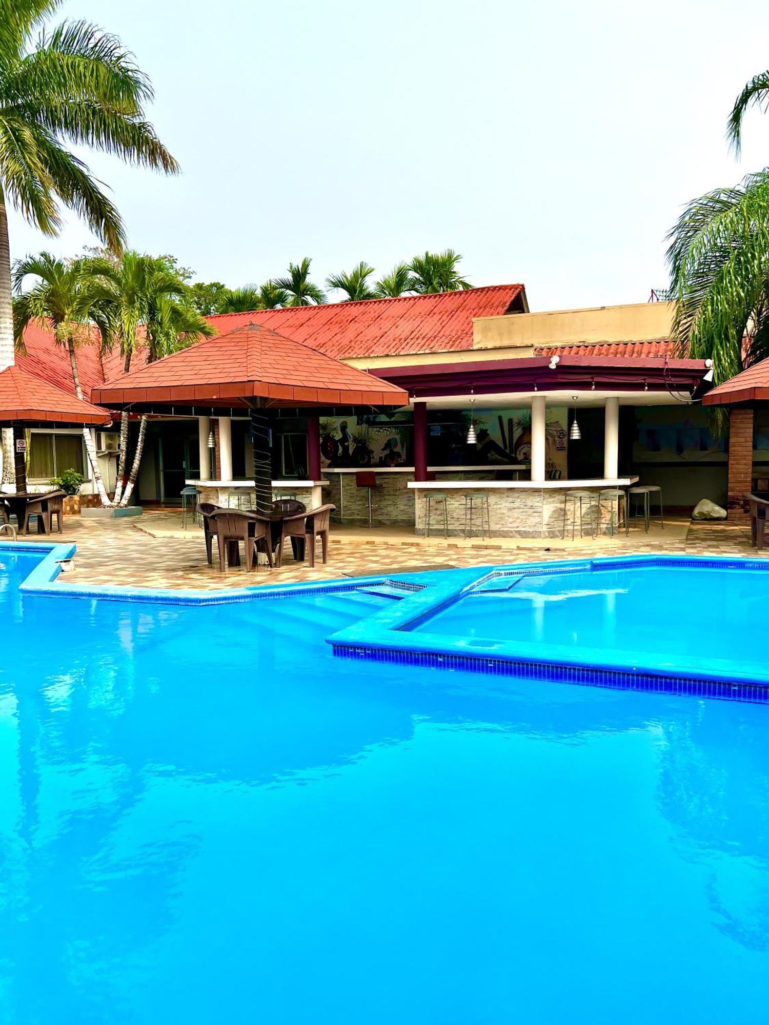 Hotel La Quinta La Ceiba Exterior foto